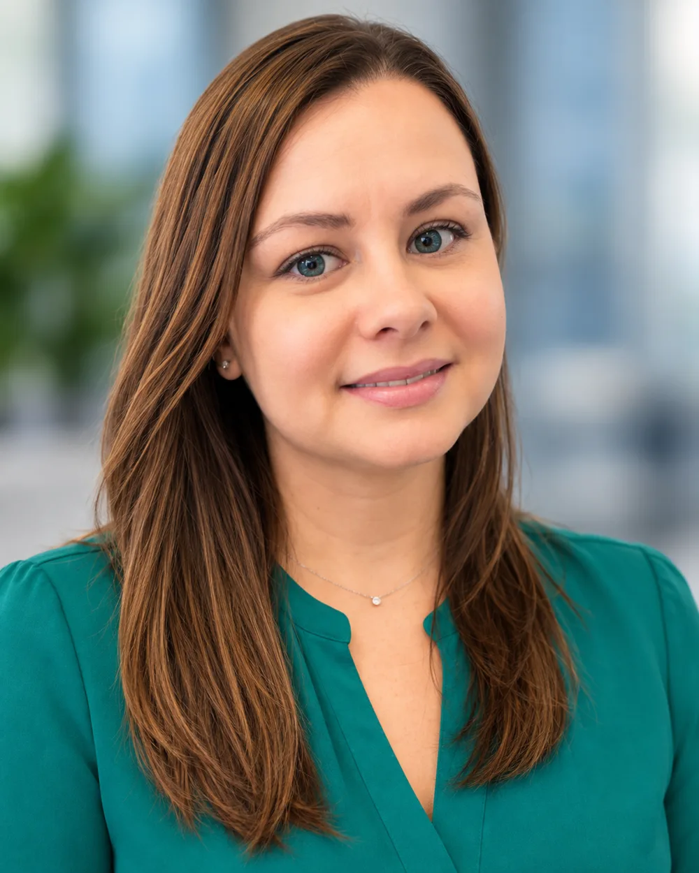 Lauren Schultz, renewal specialist